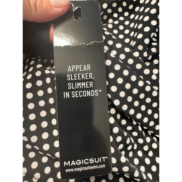 Magicsuit Swim Size 10 Tankini Top Size 10 Padded Black White Wrap T Back NWT Ma - Picture 4 of 9